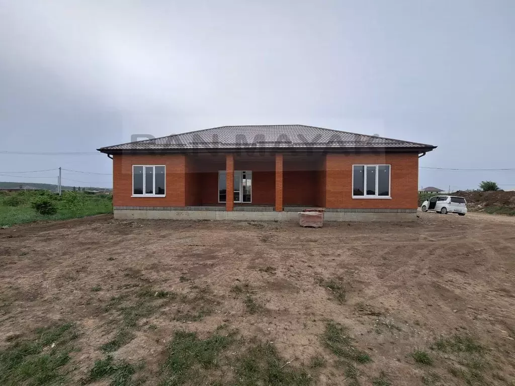 Дом в Адыгея, Майкоп городской округ, Гавердовский хут. ул. Меджида ... - Фото 0