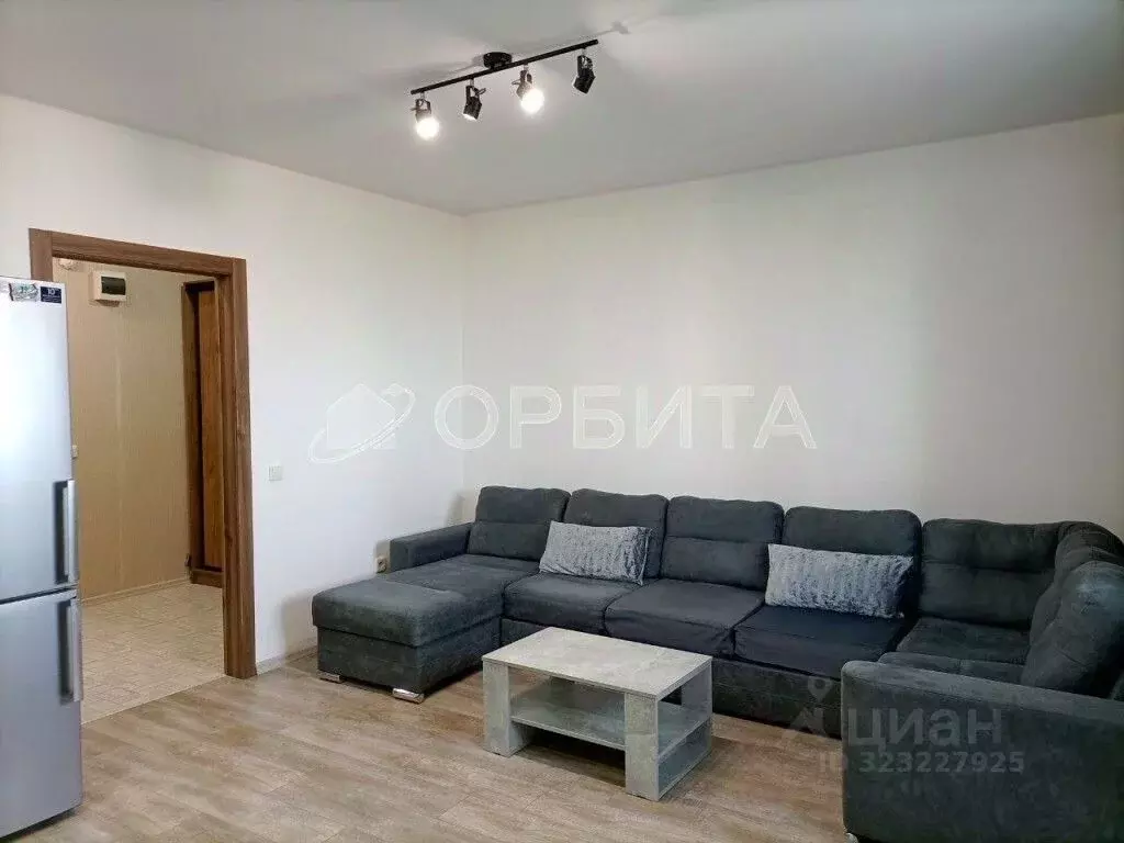 Студия Тюменская область, Тюмень ул. Верхнетарманская, 1 (29.0 м) - Фото 1