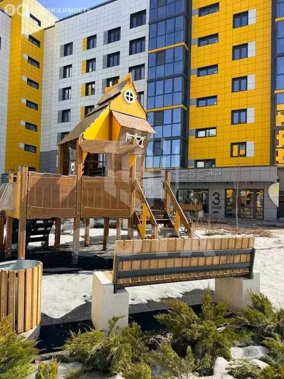 3-комнатная квартира: село Ямное, улица Генерала Черткова, 2 (85.7 м) - Фото 1