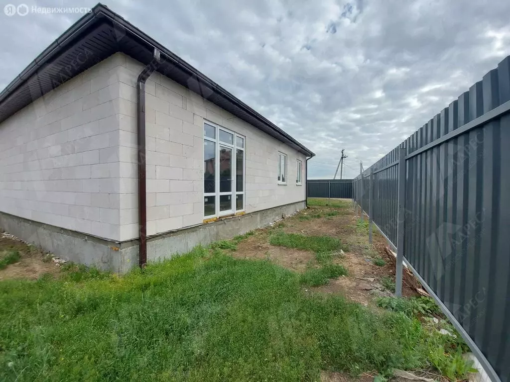 Дом в Приволжский район, село Яманцуг, Центральная улица, 1 (108 м) - Фото 0