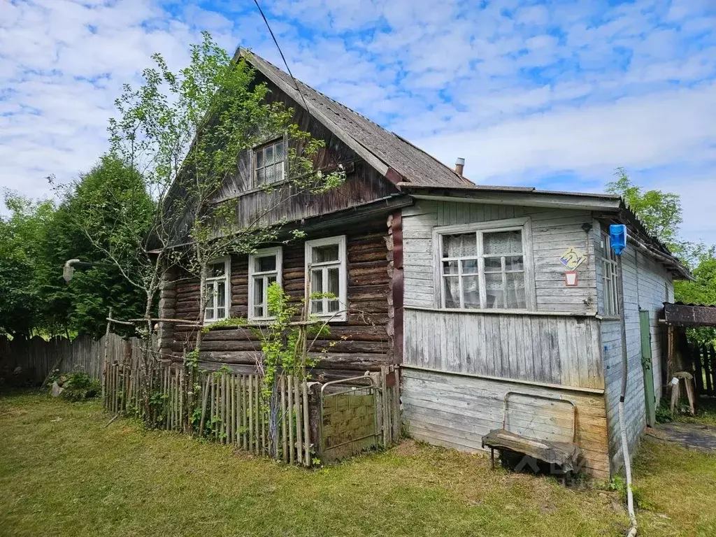 Дом в Новгородская область, Старорусский муниципальный округ, д. ... - Фото 1