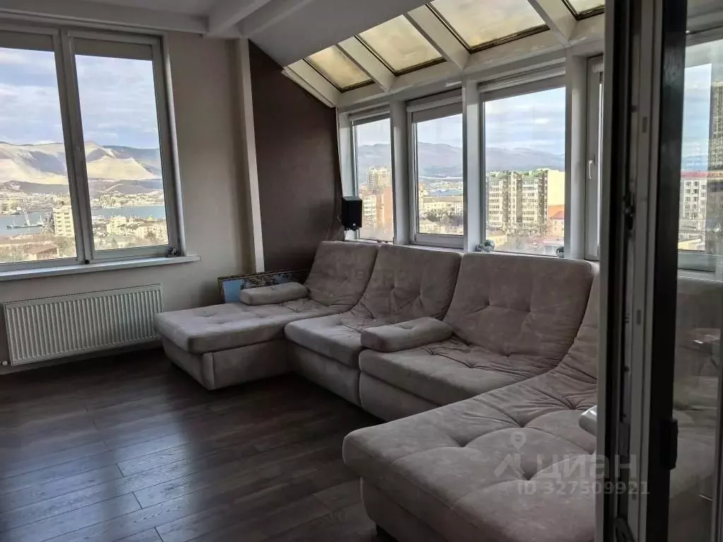 3-к кв. Краснодарский край, Новороссийск ул. Конституции, 22 (94.0 м) - Фото 1