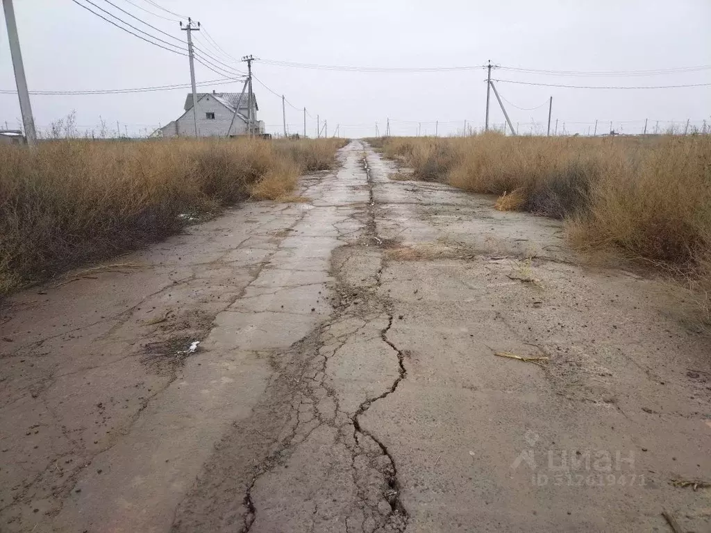 Участок в Волгоградская область, Волжский ул. Отрадная, 32 (6.8 сот.) - Фото 1