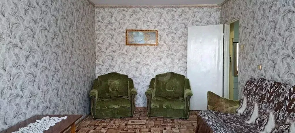3-к кв. Чувашия, Ядрин ул. Некрасова, 16 (64.2 м) - Фото 1