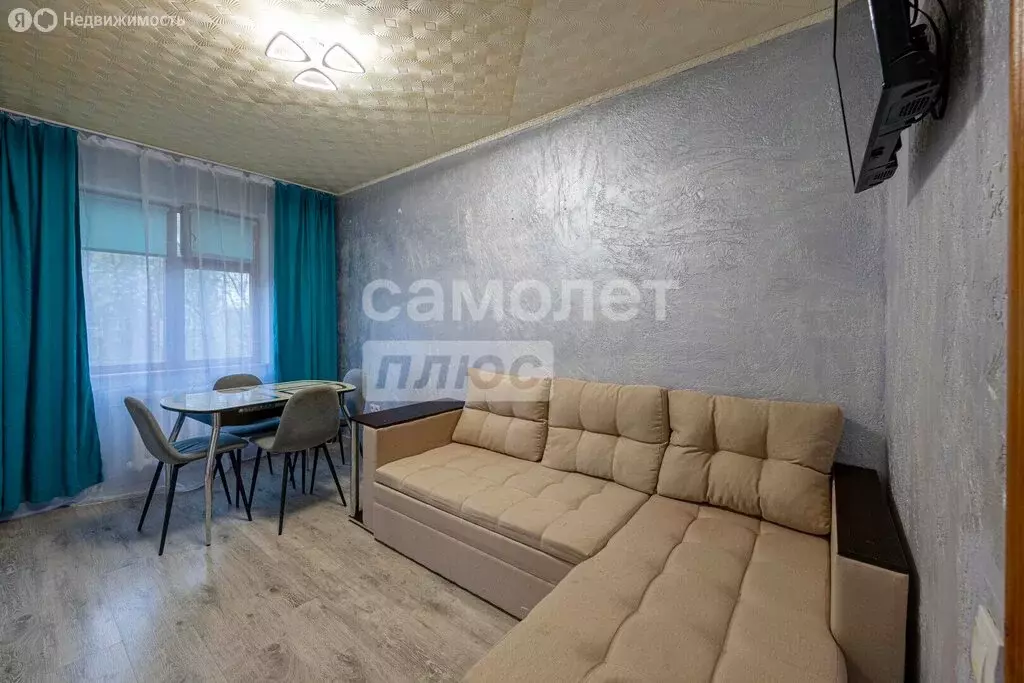 3-комнатная квартира: Подольск, улица Свердлова, 43 (55.9 м) - Фото 2