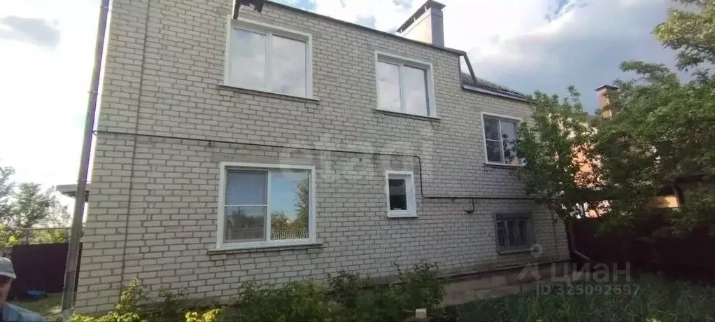 Дом в Белгородская область, Алексеевка Первомайская ул., 19 (158 м) - Фото 1