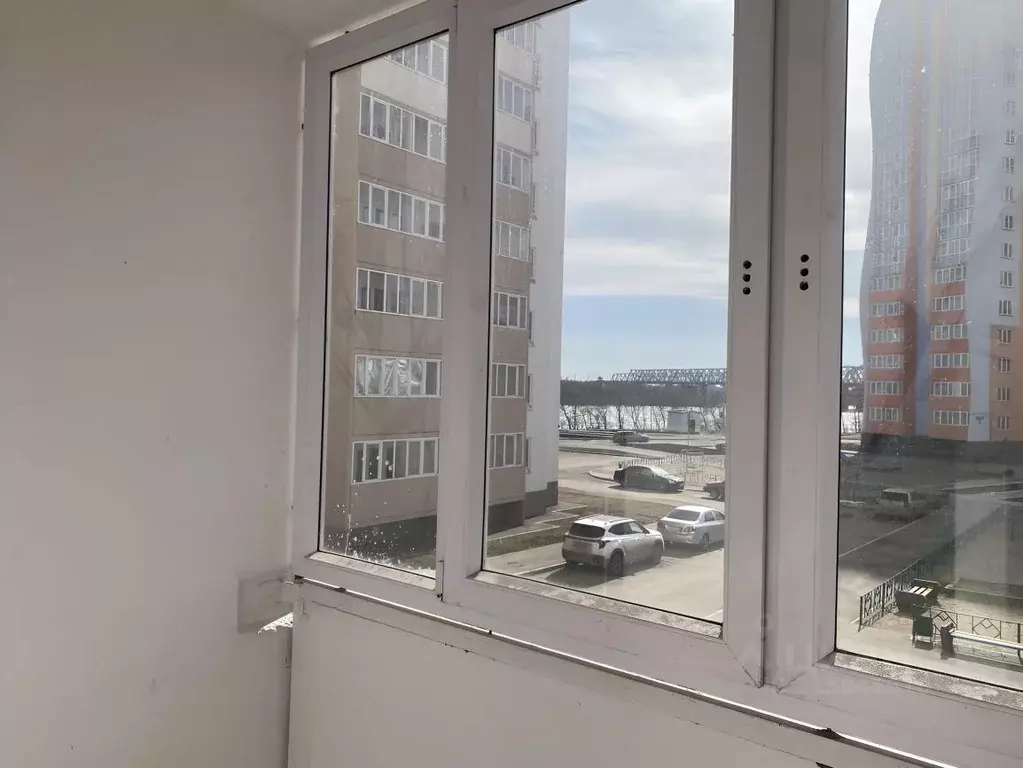 Студия Омская область, Омск ул. Леонида Маслова, 5 (33.0 м) - Фото 1