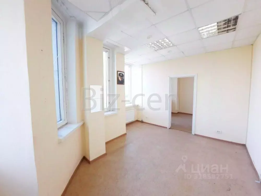 Офис в Санкт-Петербург пл. Конституции, 2 (27 м) - Фото 2