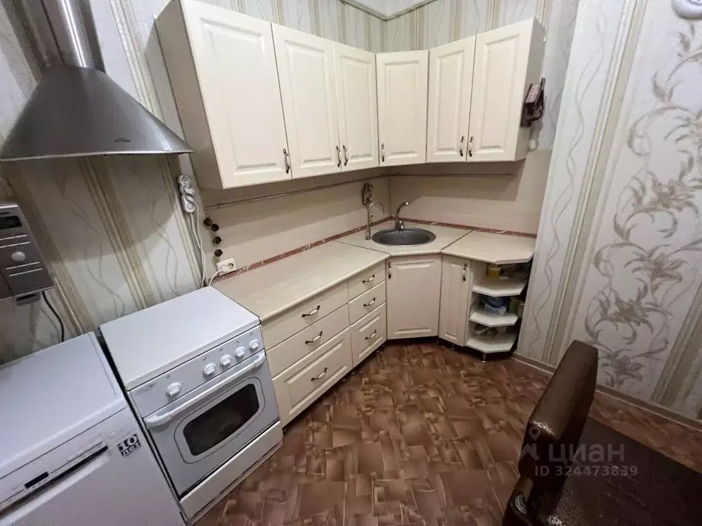 1-к кв. Курская область, Курск ул. Карла Маркса, 72к22 (40.8 м) - Фото 1