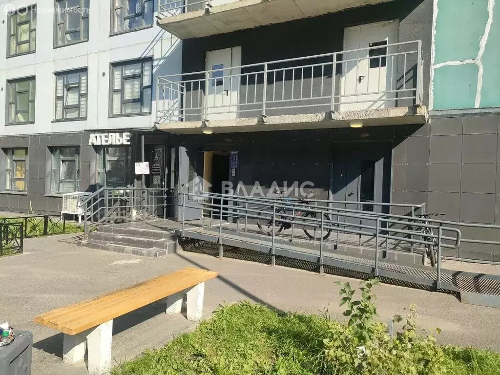 Квартира-студия: Мурино, улица Шоссе в Лаврики, 67 (23.9 м) - Фото 2