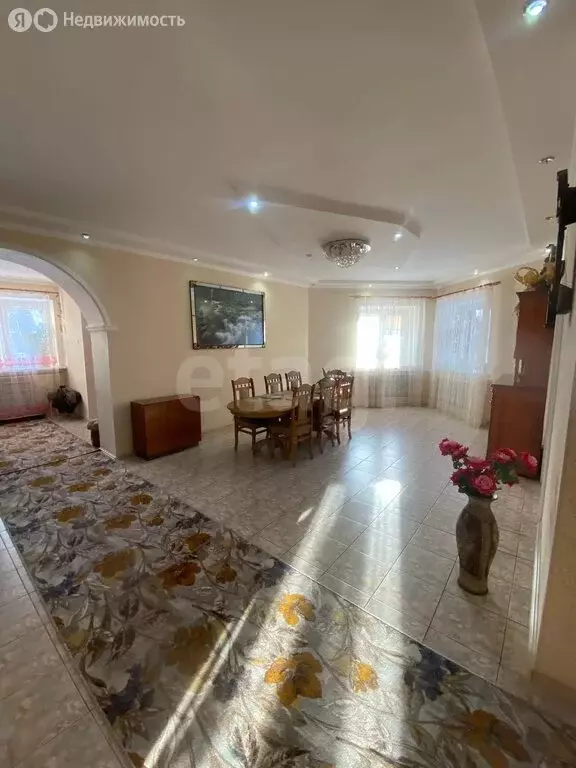 Дом в село Колесниково, Степная улица (295 м) - Фото 1