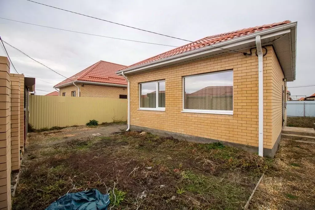 Дом в Краснодарский край, Динской район, Южно-Кубанское с/пос, пос. ... - Фото 2