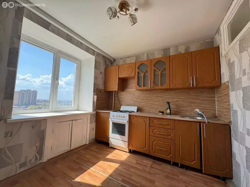 1-комнатная квартира: Октябрьский, 35-й микрорайон, 19 (38 м) - Фото 2