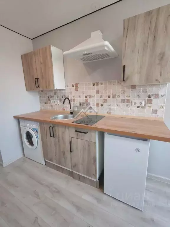 1-к кв. Татарстан, Казань ул. 2-я Гаражная, 4к1 (11.0 м) - Фото 2