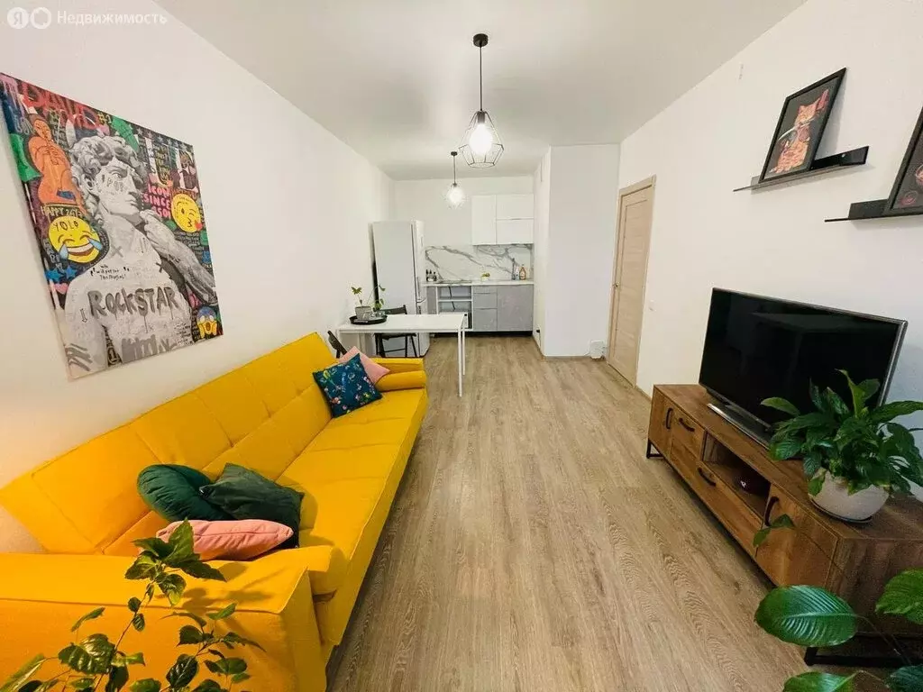 2-комнатная квартира: Екатеринбург, улица Крауля, 89А (66.5 м) - Фото 1