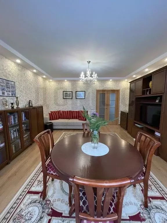 3-к кв. Свердловская область, Екатеринбург ул. Маршала Жукова, 11 ... - Фото 2