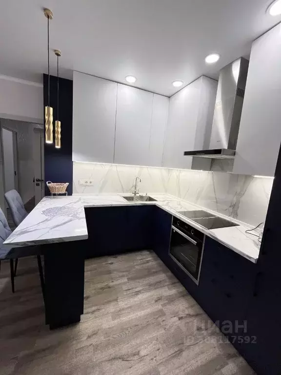 3-к кв. Астраханская область, Астрахань ул. Трофимова, 10 (70.0 м) - Фото 2