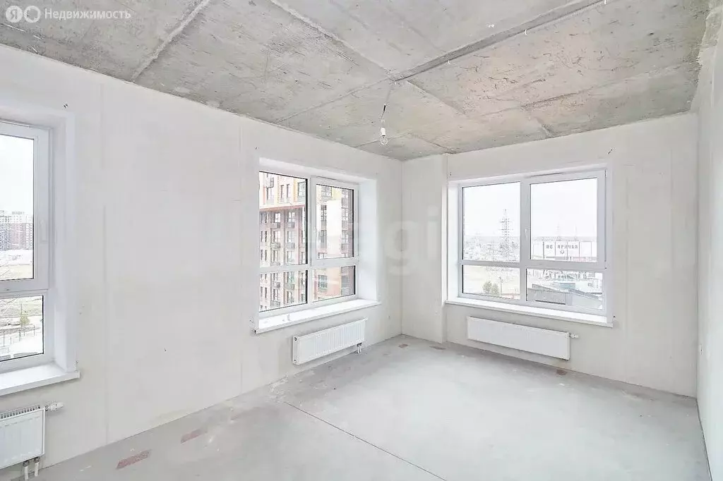 2-комнатная квартира: Тюмень, улица Тимофея Чаркова, 93 (53 м) - Фото 1