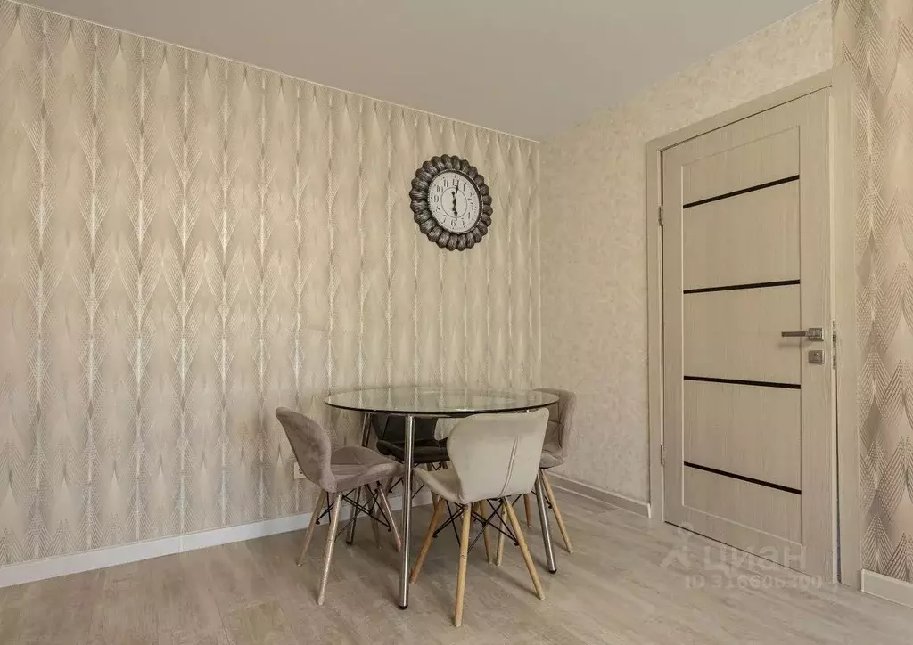 4-к кв. Приморский край, Владивосток ул. Кирова, 68 (66.0 м) - Фото 1