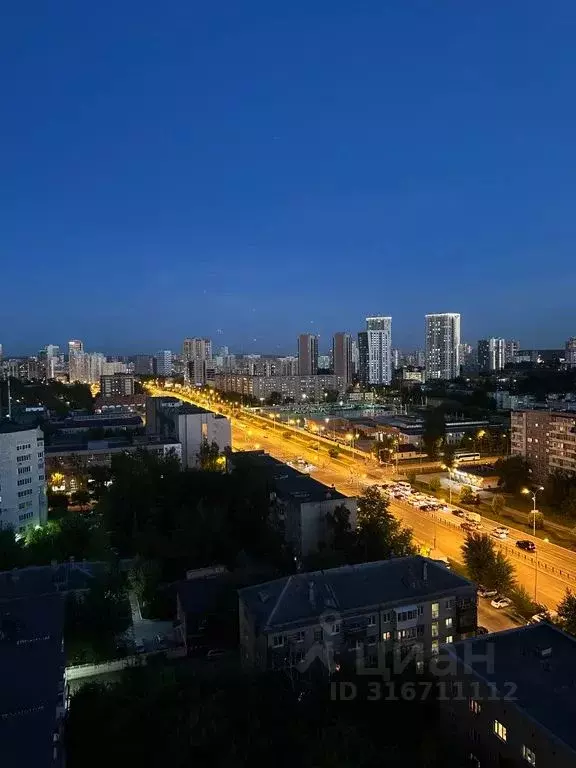 1-к кв. Свердловская область, Екатеринбург ул. Машинная, 3А (51.0 м) - Фото 1