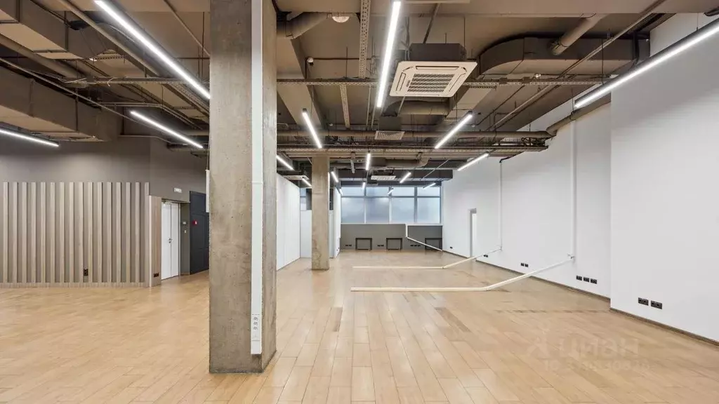 Офис в Санкт-Петербург ул. Чапаева, 15к2В (303 м) - Фото 2