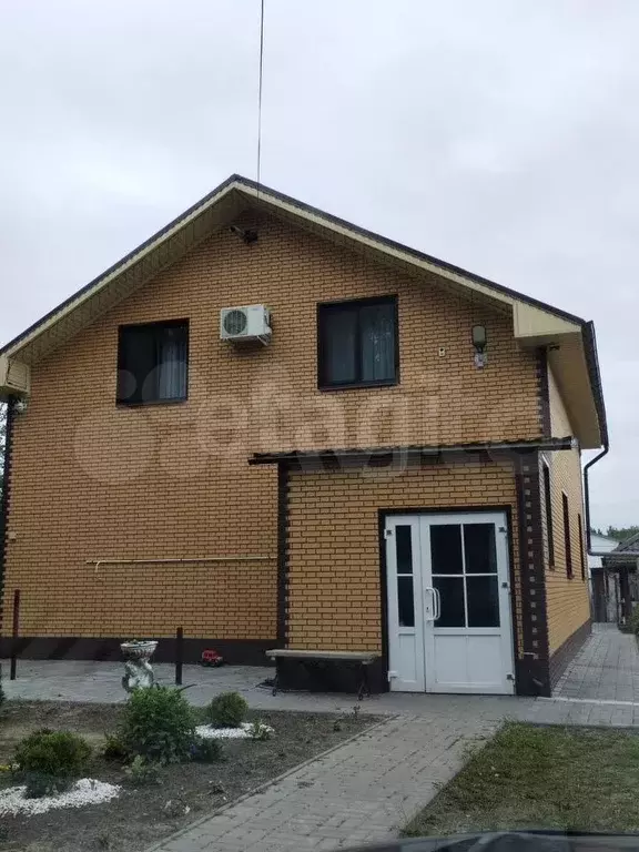 Дом 173,9 м на участке 9,9 сот. - Фото 0