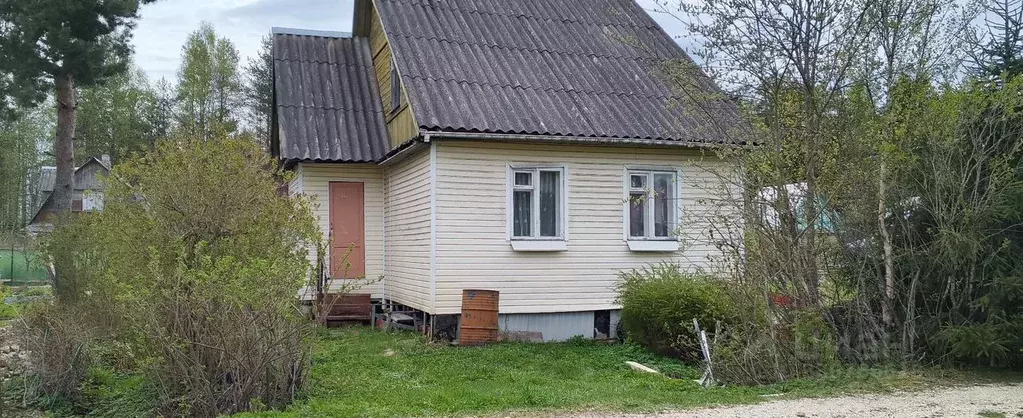 Дом в Ленинградская область, Лужский район, Мшинское с/пос, Яблонька ... - Фото 1