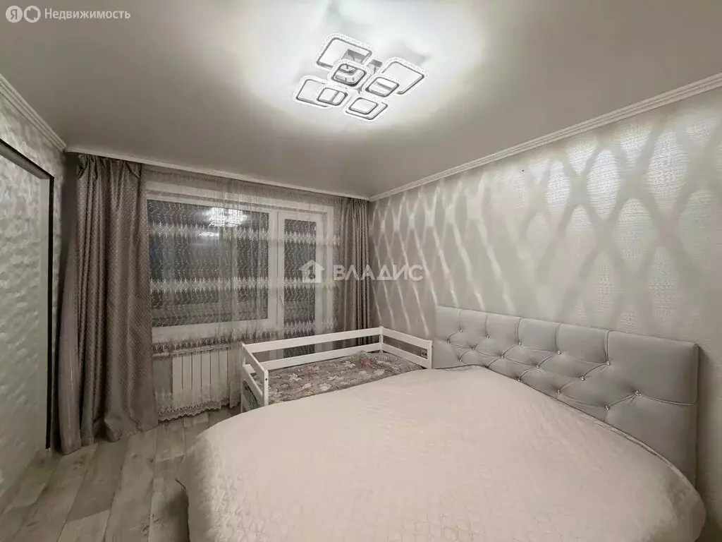 3-комнатная квартира: Бийск, Краснооктябрьская улица, 64 (69 м) - Фото 2