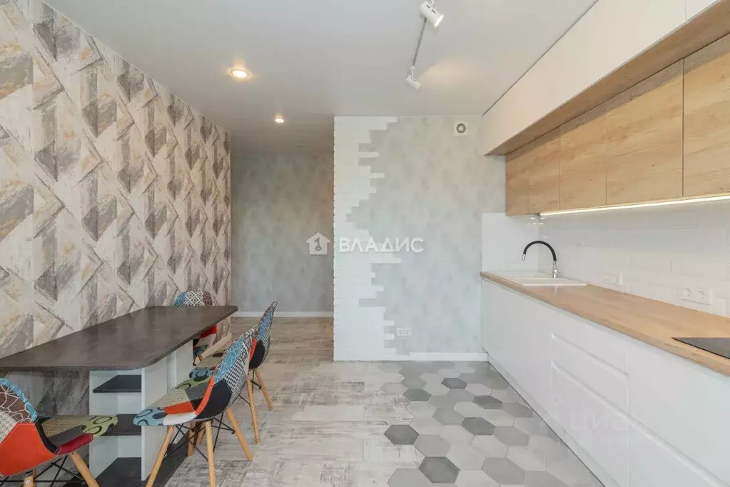 3-к кв. Владимирская область, Владимир ул. Мира, 2Г (70.0 м) - Фото 2