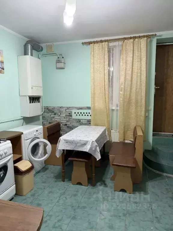 Дом в Крым, Алушта муниципальный округ, Партенит пгт ул. Приозерная, ... - Фото 2