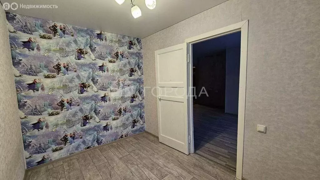 3-комнатная квартира: Барнаул, проспект Ленина, 138 (43.7 м) - Фото 0