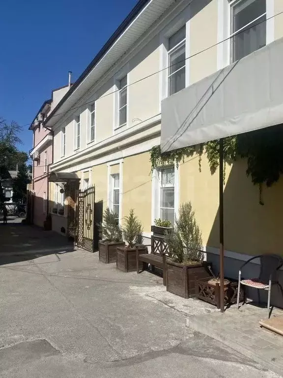 3-к кв. Ростовская область, Таганрог Лермонтовский пер., 9 (138.7 м) - Фото 2