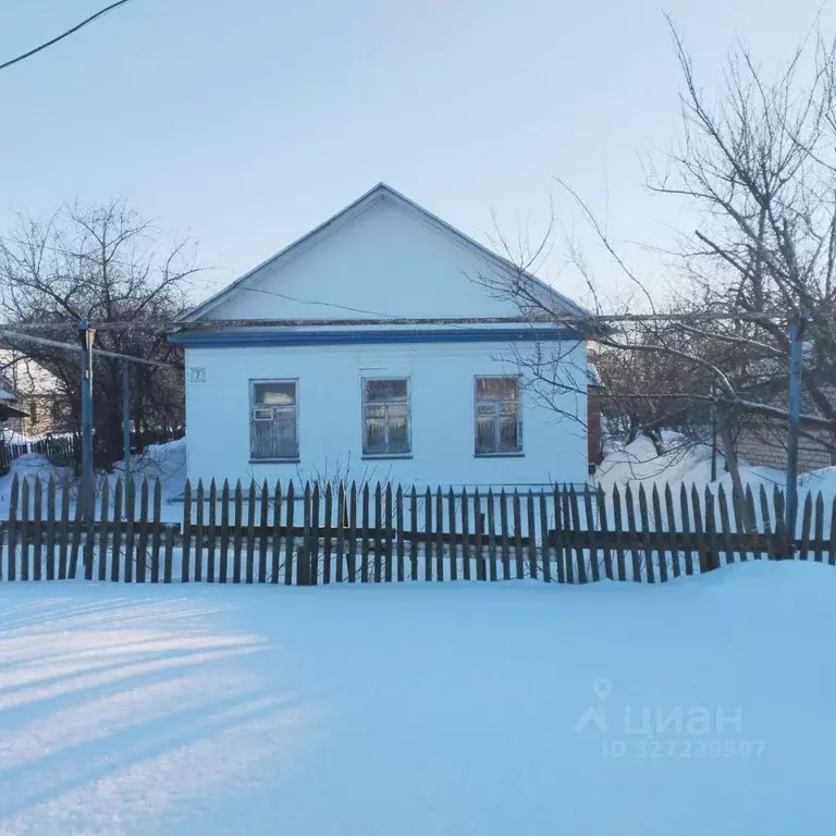 Дом в Саратовская область, Татищево рп ул. Первомайская, 7 (69 м) - Фото 1