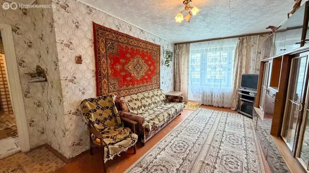 3-комнатная квартира: Киров, улица Бебеля, 1А (57.2 м) - Фото 2
