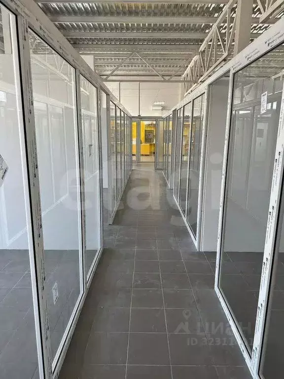 Помещение свободного назначения в Ростовская область, Батайск ул. ... - Фото 1