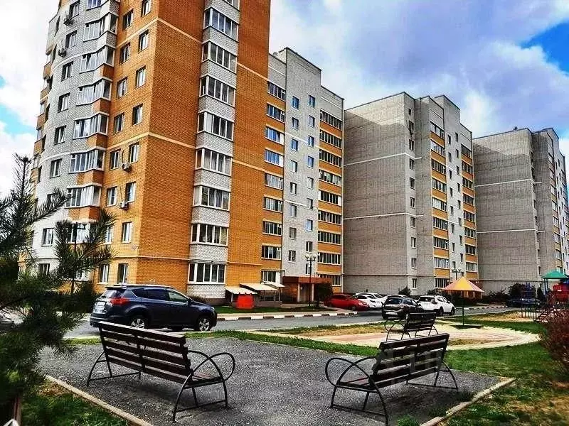 3-к кв. Белгородская область, Белгород Почтовая ул., 52 (74.0 м) - Фото 0