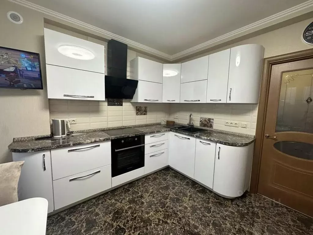 2-к кв. Москва, Москва, Московский г. Град Московский мкр, ул. ... - Фото 1