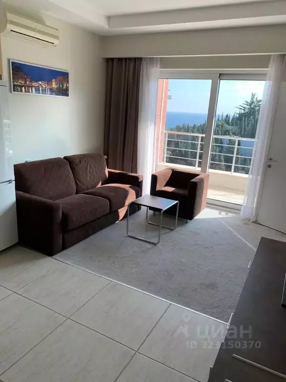 3-к кв. Крым, Алушта ул. Краснофлотская, 1к9 (59.0 м) - Фото 1