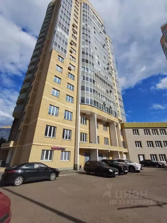 2-к кв. Татарстан, Набережные Челны Московский просп., 79Б (80.0 м) - Фото 0