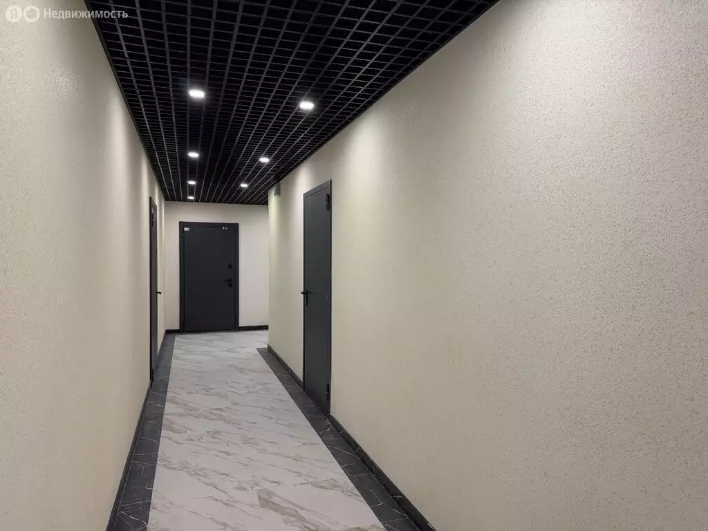 2-комнатная квартира: Алушта, улица Ленина, 37 (70.5 м) - Фото 1