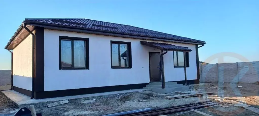 Дом в Крым, Симферопольский район, Трудовское с/пос, с. Строгоновка ... - Фото 2