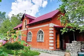 Дом в Алтай, Майминский район, пос. Рыбалка Чуйская ул., 44А (130 м) - Фото 1