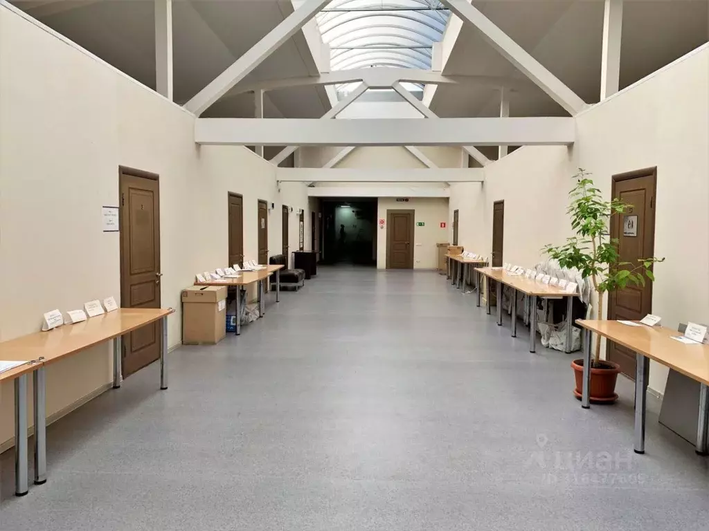 Офис в Саратовская область, Саратов ул. Имени С.С. Бирюзова, 2 (40 м) - Фото 2