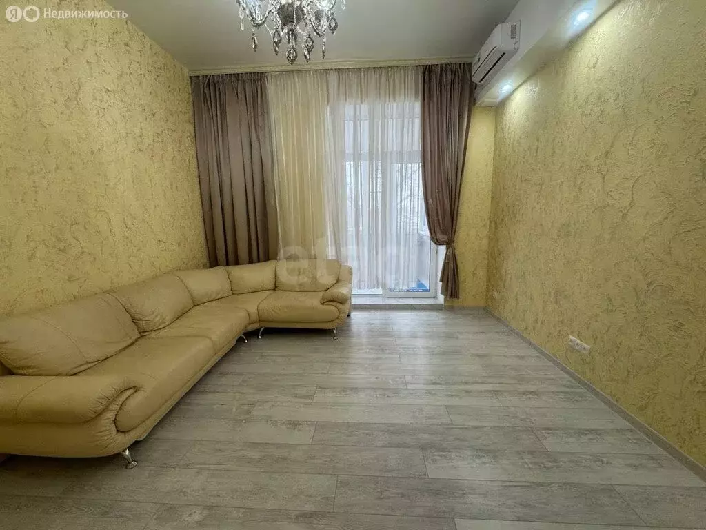 2-комнатная квартира: Мичуринск, улица Герасимова, 2 (56.8 м) - Фото 1