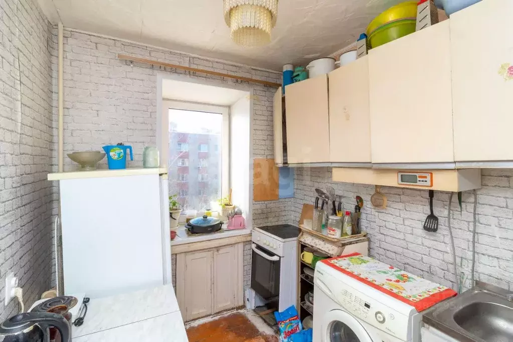 1-к кв. Тюменская область, Тюмень ул. Ватутина, 16 (27.7 м) - Фото 1