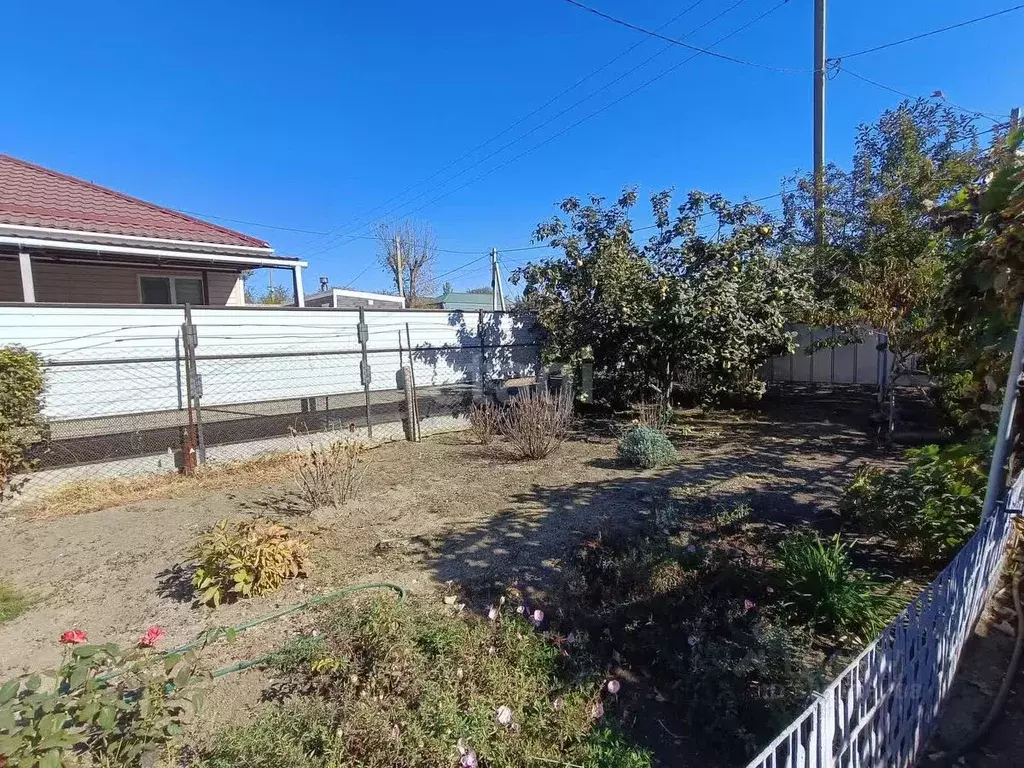 Дом в Краснодарский край, Ейское городское поселение, пос. ... - Фото 2