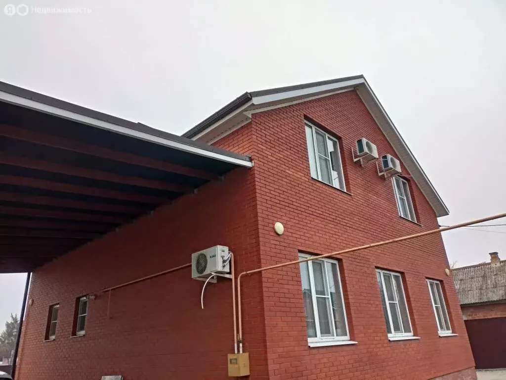 Дом в станица Нововеличковская, улица Демьяна Бедного, 15 (210 м) - Фото 0