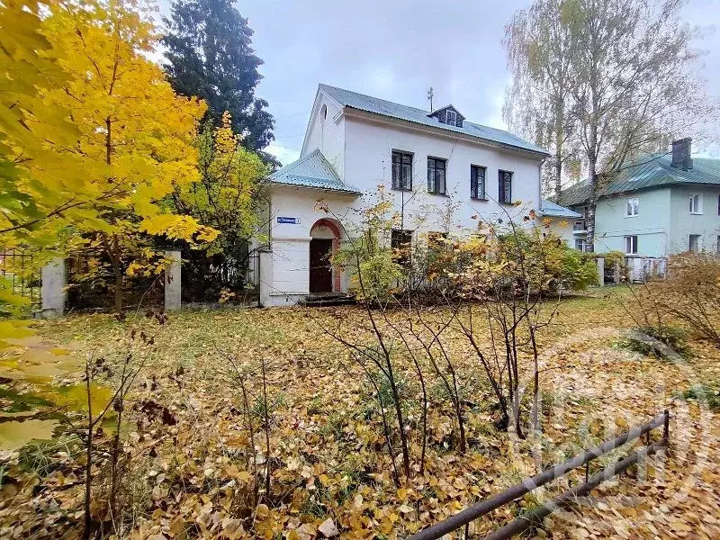 Дом в Ленинградская область, Кировск Театральная ул., 3 (100 м) - Фото 0