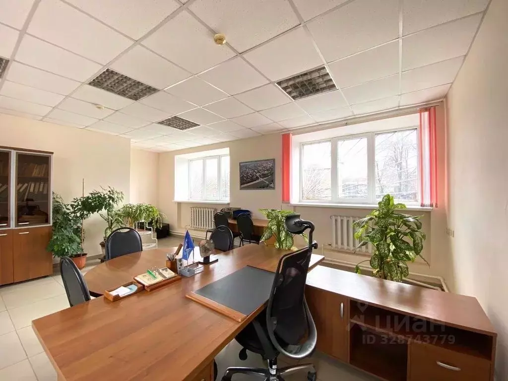Офис в Оренбургская область, Оренбург Народная ул., 24 (100 м) - Фото 1