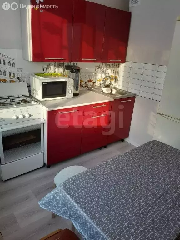 1-комнатная квартира: Талица, улица Луначарского, 8 (33.8 м) - Фото 0